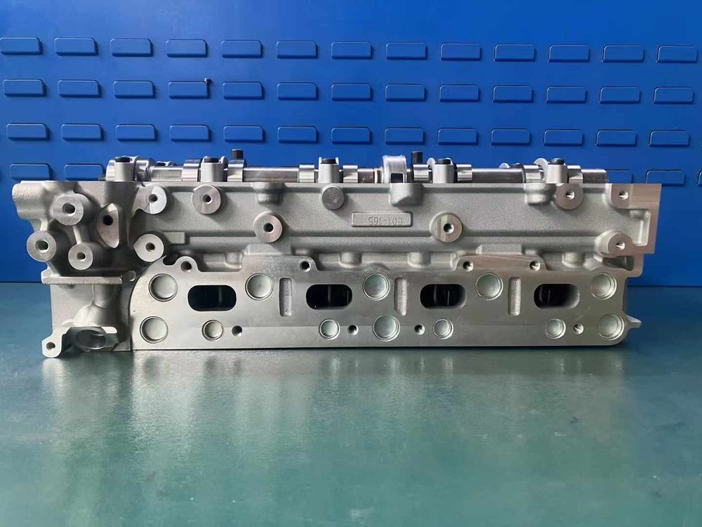 Mercedes OM651 Cylinder Head Assy