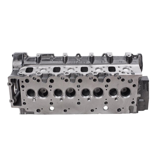 Isuzu 4HF1 Cylinder Head