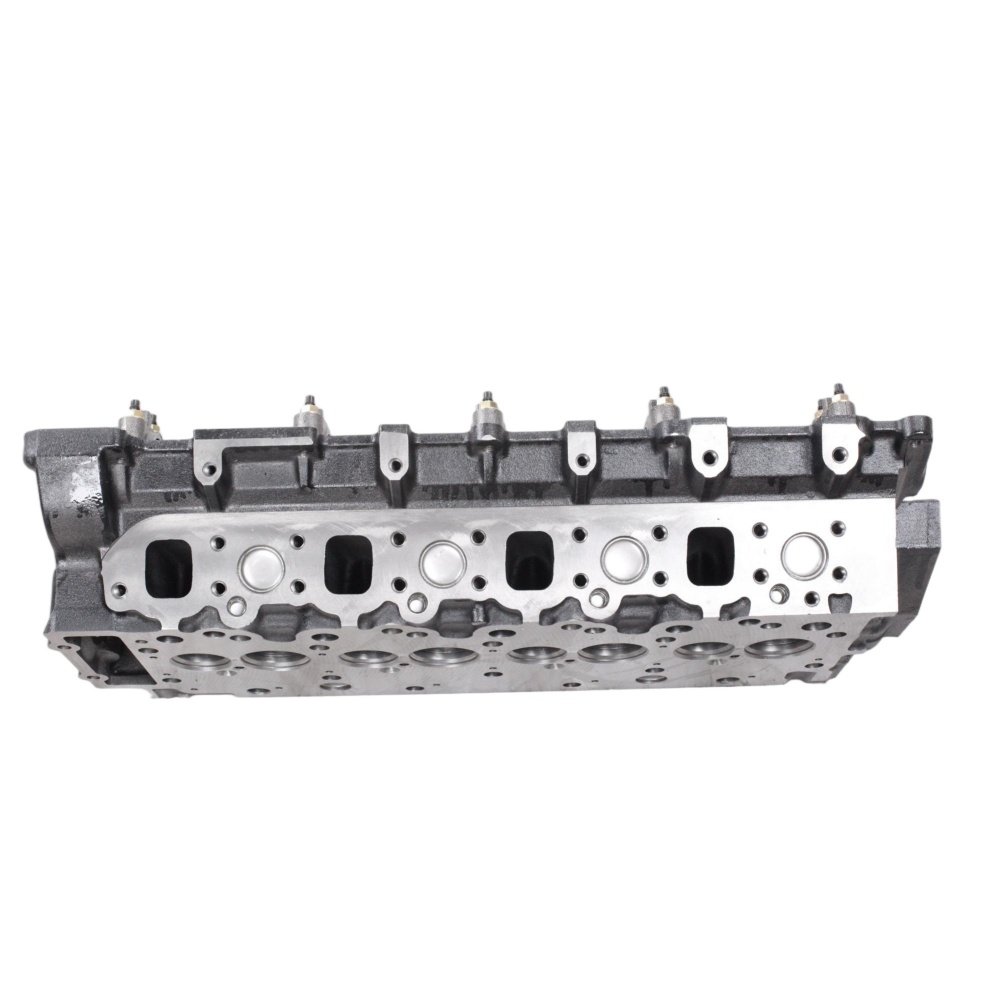 Isuzu 4HF1 Cylinder Head
