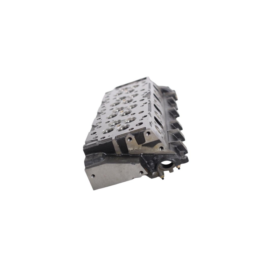 Isuzu 4HK1 Cylinder Head