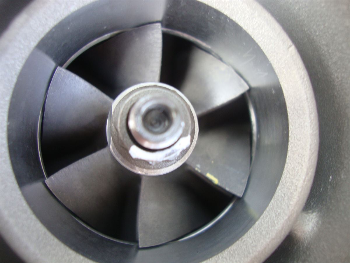 DCEC 4B Series Turbocharger 2837411 / 2837412