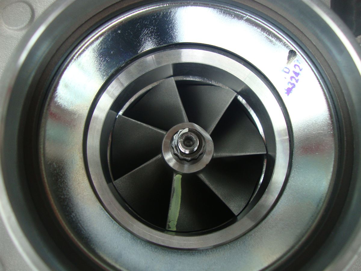 Cummins Turbocharger 4049430 4051438